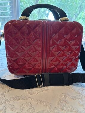 Triforce Aurora travel case
